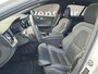 Volvo V60 2.0 T6 Plug-in hybrid AWD Plus Dark | Polestar Engineered 20 inch velgen | Panoramadak | Harman/Kardon | Sportstoelen |