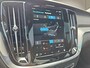 Volvo V60 2.0 T6 Plug-in hybrid AWD Plus Dark | Polestar Engineered 20 inch velgen | Panoramadak | Harman/Kardon | Sportstoelen |