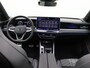 Volkswagen Passat Variant 1.5 eHybrid R-Line Business 272PK Trekhaak, 360 graden Camera, DCC, Harman & Kardon, Head-up Display, Leeds 19", Panoramadak, Elek. achterklep, LED-Matrix, Side assist, Keyless, Stoelverwarming voor + achter, Stuurwielverwarming