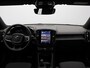 Volvo EX40 Single Motor Extended Range Plus 82 kWh / Trekhaak / Stoel- & Stuurwielverwarming / BLIS / Elek. verstelbare stoelen / Pilot Assist / 20'' / Achteruitrijcamera
