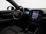 Volvo EX40 Single Motor Extended Range Plus 82 kWh / Trekhaak / Stoel- & Stuurwielverwarming / BLIS / Elek. verstelbare stoelen / Pilot Assist / 20'' / Achteruitrijcamera