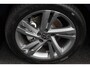Volkswagen Golf 1.5 eTSI DSG R-Line | DEMO ! | Navigatie | Climate Control | Adaptive cruise control | Dab | Led | Stoel en Stuurverwarming