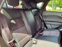 Renault Captur 1.3 Mild Hybrid 140 EDC R.S. Line | Automaat | Intelligent Adaptive Cruise | Stuurverwarming | Dodehoek | Camera + Sensoren | Climate Control | Navigatie | Reservewiel | Apple CarPlay/Android Auto