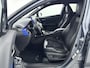 Toyota C-HR 2.0 Hybrid Bi-Tone Limited | Apple Carplay/Android Auto | Stoelverwarming | Lichtmetalen Velgen |