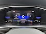 Volkswagen T-Roc 1.5 TSI Life | 150 PK | Automaat | Digital Cockpit | Airco | Park Assist | App Connect (Carplay) | All Season Banden | Navi by Shop | Park Assist