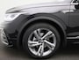 Volkswagen Tiguan 1.5 TSI R-Line Business 150 PK| Panoramadak | Trekhaak | Navigatie | Stoelverwarming | Achteruirijcamera | Stuurwielverwarming