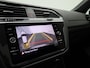 Volkswagen Tiguan 1.5 TSI R-Line Business 150 PK| Panoramadak | Trekhaak | Navigatie | Stoelverwarming | Achteruirijcamera | Stuurwielverwarming