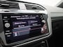 Volkswagen Tiguan 1.5 TSI R-Line Business 150 PK| Panoramadak | Trekhaak | Navigatie | Stoelverwarming | Achteruirijcamera | Stuurwielverwarming