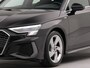 Audi A3 Sportback 35 TFSI S edition Automaat | Apple Carplay | Navigatie | Parkeersensoren achter | Sportonderstel | Wifi |