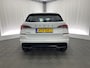 Skoda Kamiq 1.0 TSi Sport Monte Carlo Automaat | Apple Carplay | Pano-Dak | Camera | Climate Control |