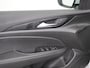 Opel Insignia Grand Sport T165PK Leer Camera Navi Apple Carplay Android PDC-a+v Trekhaak LED-v+a Ecc Cruise Control AGR-Comfort Stoelen Verwarmd Business Executive Regen-Lichtsensor Sensor dodehoek Verkeersbordlezer Rijstrooksensor 1e Eigenaar