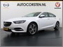 Opel Insignia Grand Sport T165PK Leer Camera Navi Apple Carplay Android PDC-a+v Trekhaak LED-v+a Ecc Cruise Control AGR-Comfort Stoelen Verwarmd Business Executive Regen-Lichtsensor Sensor dodehoek Verkeersbordlezer Rijstrooksensor 1e Eigenaar