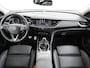 Opel Insignia Grand Sport T165PK Leer Camera Navi Apple Carplay Android PDC-a+v Trekhaak LED-v+a Ecc Cruise Control AGR-Comfort Stoelen Verwarmd Business Executive Regen-Lichtsensor Sensor dodehoek Verkeersbordlezer Rijstrooksensor 1e Eigenaar