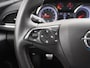 Opel Insignia Grand Sport T165PK Leer Camera Navi Apple Carplay Android PDC-a+v Trekhaak LED-v+a Ecc Cruise Control AGR-Comfort Stoelen Verwarmd Business Executive Regen-Lichtsensor Sensor dodehoek Verkeersbordlezer Rijstrooksensor 1e Eigenaar