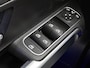 Mercedes-Benz GLB GLB 180 Automaat AMG Line | Advanced Plus Pakket | Nightpakket | Winterpakket | Distronic | Panoramadak | Sfeerverlichting | Keyless-Go | Stoelverwarming | LED | Parktronic