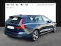 Volvo V60 2.0 B3 Essential Edition / Pack Climat / 18" 5 double spoke / Trekhaak semi elektrisch /