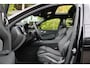 Volvo XC60 2.0 T6 Plug-in hybrid AWD Plus Black Edition | Panoramadak | Memory seats | Stuur/stoelverwarming | Camera | 21" Velgen
