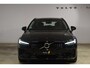 Volvo V60 T6 350PK Automaat Plug-in Hybrid AWD Plus Dark / Navigatie / Camera / Adaptieve Cruise Control / Elektrische Stoelen / Leder / LM Velgen /