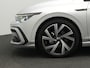 Volkswagen Golf 1.5 eTSI 150 pk DSG R-Line | Panoramadak | IQ Light | Stuur-/stoelverwarming | Achteruitrijcamera | Navigatie | Keyless Entry