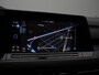 Volkswagen Golf 1.5 eTSI 150 pk DSG R-Line | Panoramadak | IQ Light | Stuur-/stoelverwarming | Achteruitrijcamera | Navigatie | Keyless Entry
