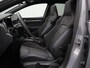 Volkswagen Golf 1.5 eTSI 150 pk DSG R-Line Edition | Panoramadak | Trekhaak | Harman/Kardon | Head-up display | Stuur-/stoelverwarming