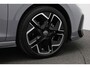 Volkswagen Golf 1.5 eTSI 150 pk DSG R-Line | Panoramadak | Trekhaak | IQ Light | Harman/Kardon | Head-up display | Stuur-/stoelverwarming