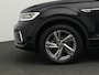 Volkswagen T-Roc Cabrio 1.5 TSI 150 pk DSG R-Line | Trekhaak | Stuur-/stoelverwarming | Navigatie | Parkeersensoren voor/achter