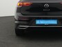 Volkswagen Golf 1.4 204 pk DSG eHybrid Style | Panoramadak | Trekhaak | Geheugen-/massagestoel | Stuur-/stoelverwarming | Alcantara