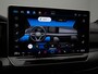 Volkswagen Golf GTE 1.5 eHybrid 272 pk DSG | Adaptief onderstel | IQ Light | Rondomzicht camera | Head-up display | Stuur-/stoelverwarming