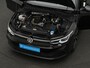 Volkswagen Golf 1.0 eTSI 110 pk DSG United | Panoramadak | Achteruitrijcamera | Matrix LED koplampen | Stoelverwarming | 18 inch
