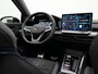 Volkswagen Golf 1.5 eTSI 150 pk DSG R-Line Edition | Panoramadak | IQ Light | Head-up display | Stuur-/stoelverwarming | Achteruitrijcamera