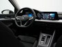 Volkswagen Golf Variant 1.0 eTSI 110 pk DSG Life Business | Geheugen-/massagestoel | Stuur-/stoelverwarming | Parkeersensoren voor/achter | Navigatie
