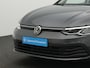 Volkswagen Golf Variant 1.0 eTSI 110 pk DSG Life Business | Geheugen-/massagestoel | Stuur-/stoelverwarming | Parkeersensoren voor/achter | Navigatie