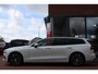 Volvo V60 B3 Aut. Hybrid *Advantage* | Trekhaak | Camera | Carplay | Cruise & Climate Control | Navigatie | Privacy | Orig. NL |