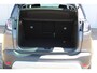 Opel Crossland 1.2-110pk Turbo 'Elegance'. Mooie en luxe hoogzitter met weinig km's ! Volautm. airco dual, cruise control, camera, comfortstoelen, metallic lak,  LM wielen, navigatie, telefoonvoorb., lane- en side assist, parkeersensoren v+a,  LED verlichting  etc.