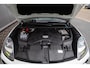 Porsche Cayenne 3.0 V6 340 pk / Lucht-Vering/ Pano-Dak/ Keyless/ 360-Camera/ Leder/ Sport-Stoelen/ Stoel.Verw/ Led-Koplamp/ 20'' LMV