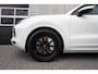 Porsche Cayenne 3.0 V6 340 pk / Lucht-Vering/ Pano-Dak/ Keyless/ 360-Camera/ Leder/ Sport-Stoelen/ Stoel.Verw/ Led-Koplamp/ 20'' LMV