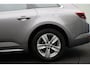 Renault Talisman Estate 1.5 dCi Zen 2017 | Trekhaak | Navigatie | Cruise Control | Stuurwiel Bediening | DAB Radio | Keyless | Boekjes | Lichtmetaal | Automaat | Nationale Autopas