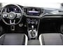 Volkswagen T-Roc 1.5 TSI Sport | ACC | TREKHAAK | STOEL-VERW | 17'LMV | CARPLAY | NAVI | CLIMA | LED | PDC |