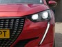 Peugeot 208 1.2 PureTech 100pk Allure | Panoramadak | Keyless | Carplay | Led | Rouge Elixir |