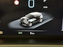 Jeep Avenger SUV Altitude 100 pk Automaat | Navigatie via Apple Carplay/Android Auto | Parkeersensoren Achter | LED Koplampen | Kunstlederen Bekleding | Volledig Digitaal Instrumentenpaneel | Climate Control | Adaptieve Cruise Control | 17" Lichtmetalen Velgen |