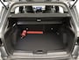 Jeep Avenger SUV Altitude 100 pk Automaat | Navigatie via Apple Carplay/Android Auto | Parkeersensoren Achter | LED Koplampen | Kunstlederen Bekleding | Volledig Digitaal Instrumentenpaneel | Climate Control | Adaptieve Cruise Control | 17" Lichtmetalen Velgen |