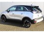 Opel Crossland 1.2-110pk Turbo 'Elegance'. Mooie en luxe hoogzitter met weinig km's ! Volautm. airco dual, cruise control, camera, comfortstoelen, metallic lak,  LM wielen, navigatie, telefoonvoorb., lane- en side assist, parkeersensoren v+a,  LED verlichting  etc.