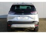Opel Crossland 1.2-110pk Turbo 'Elegance'. Mooie en luxe hoogzitter met weinig km's ! Volautm. airco dual, cruise control, camera, comfortstoelen, metallic lak,  LM wielen, navigatie, telefoonvoorb., lane- en side assist, parkeersensoren v+a,  LED verlichting  etc.