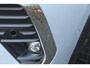 Opel Crossland 1.2-110pk Turbo 'Elegance'. Mooie en luxe hoogzitter met weinig km's ! Volautm. airco dual, cruise control, camera, comfortstoelen, metallic lak,  LM wielen, navigatie, telefoonvoorb., lane- en side assist, parkeersensoren v+a,  LED verlichting  etc.