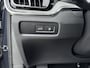 Volvo V60 2.0 T6 Plug-in hybrid AWD Plus Dark | Trekhaak | Panoramadak | Harman Kardon Audio | PDC + 360 Camera | Blis | Voorruitverwarming |