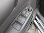 Mazda 2 Hybrid 1.5 Select | 16" LM | Stoel- & stuurverwarming | HUD | Camera | Dodehoek sensor | Clima | Apple Carplay/Android Auto |