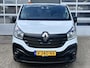 Renault Trafic 1.6 dCi L1H1 Airco Cruise control Kastinrichting Trekhaak 2000kg trekgewicht Parkeersensoren achter 2-Persoons Achterruitrij camera 1e eigenaar Omvormer Euro 6 Bpm vrij voor particulier gebruik!!