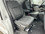 Renault Trafic 1.6 dCi L1H1 Airco Cruise control Kastinrichting Trekhaak 2000kg trekgewicht Parkeersensoren achter 2-Persoons Achterruitrij camera 1e eigenaar Omvormer Euro 6 Bpm vrij voor particulier gebruik!!
