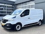 Renault Trafic 1.6 dCi L1H1 Airco Cruise control Kastinrichting Trekhaak 2000kg trekgewicht Parkeersensoren achter 2-Persoons Achterruitrij camera 1e eigenaar Omvormer Euro 6 Bpm vrij voor particulier gebruik!!